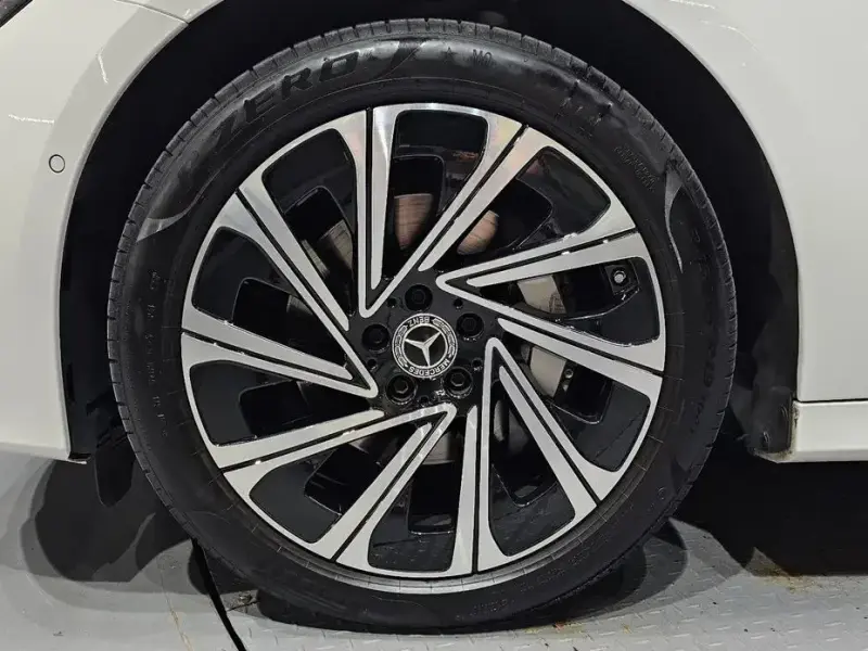 2025 Mercedes-Benz E-Класс с пробегом 26 014 км