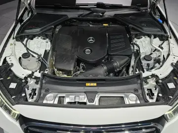 2025 Mercedes-Benz E-Класс с пробегом 26 014 км