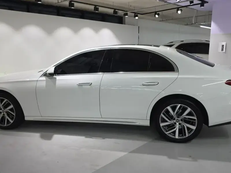 2024 Mercedes-Benz E-Класс с пробегом 26 076 км