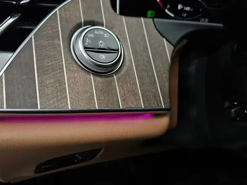 2025 Mercedes-Benz E-Класс с пробегом 26 014 км