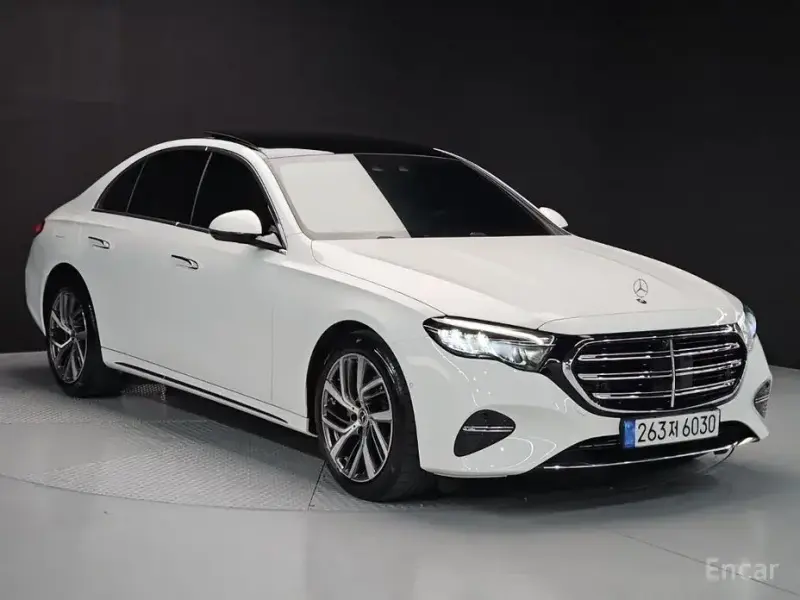 2024 Mercedes-Benz E-Класс с пробегом 13 211 км