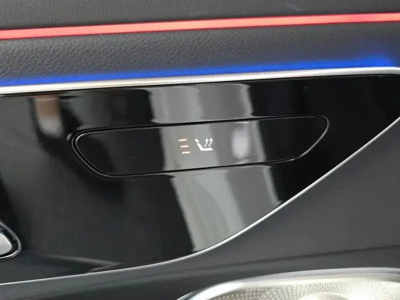 2025 Mercedes-Benz E-Класс с пробегом 3 302 км