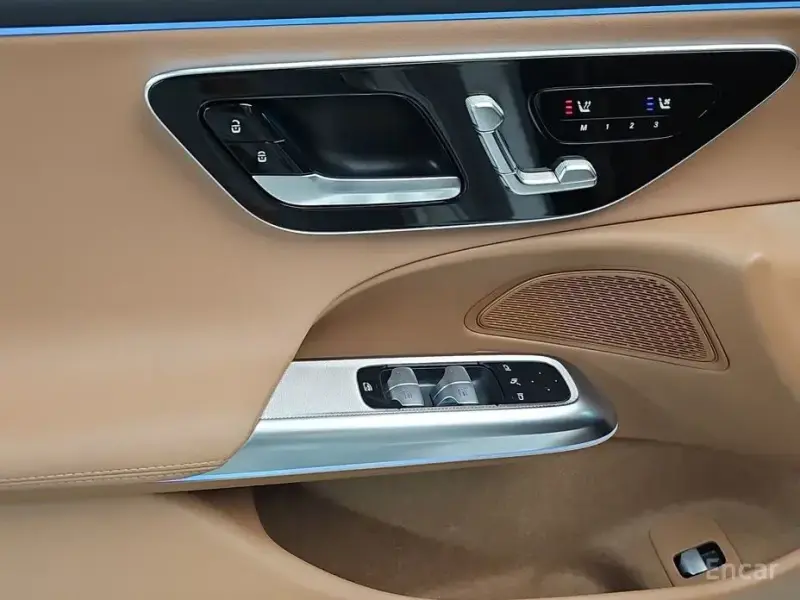 2024 Mercedes-Benz E-Класс с пробегом 13 211 км