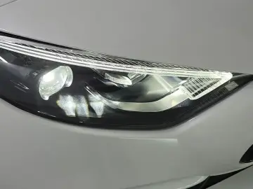 2025 Mercedes-Benz SL-Класс AMG с пробегом 24 км