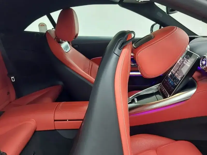 2025 Mercedes-Benz SL-Класс AMG с пробегом 5 259 км