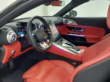 2025 Mercedes-Benz SL-Класс AMG с пробегом 5 259 км