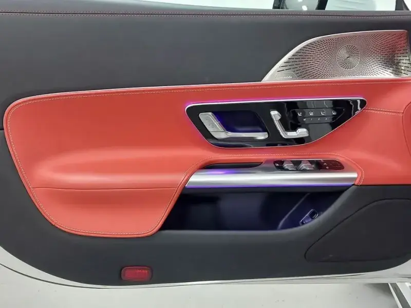 2025 Mercedes-Benz SL-Класс AMG с пробегом 5 259 км
