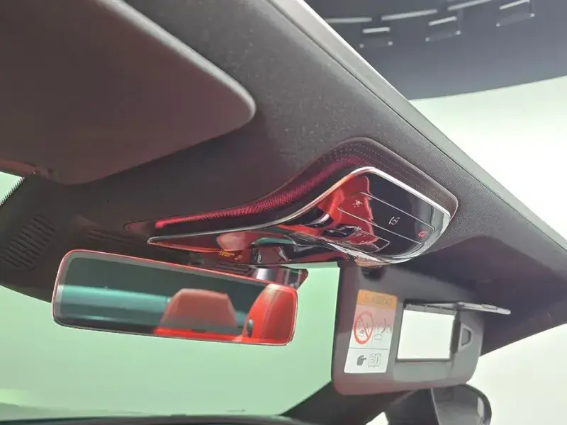 2025 Mercedes-Benz SL-Класс AMG с пробегом 8 425 км
