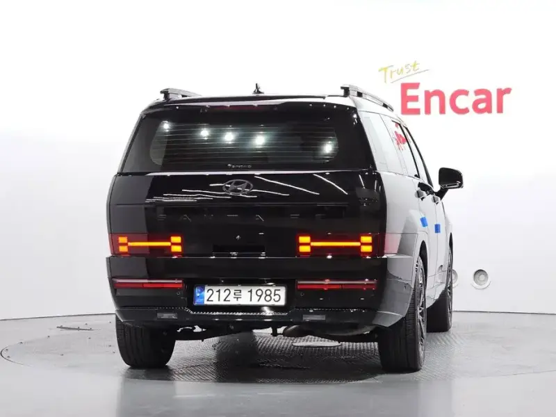 2024 Hyundai Santa Fe с пробегом 12 425 км