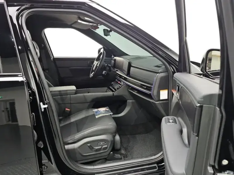 2024 Hyundai Santa Fe с пробегом 12 425 км