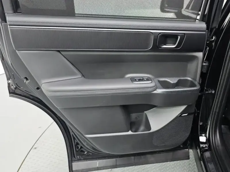 2024 Hyundai Santa Fe с пробегом 12 425 км