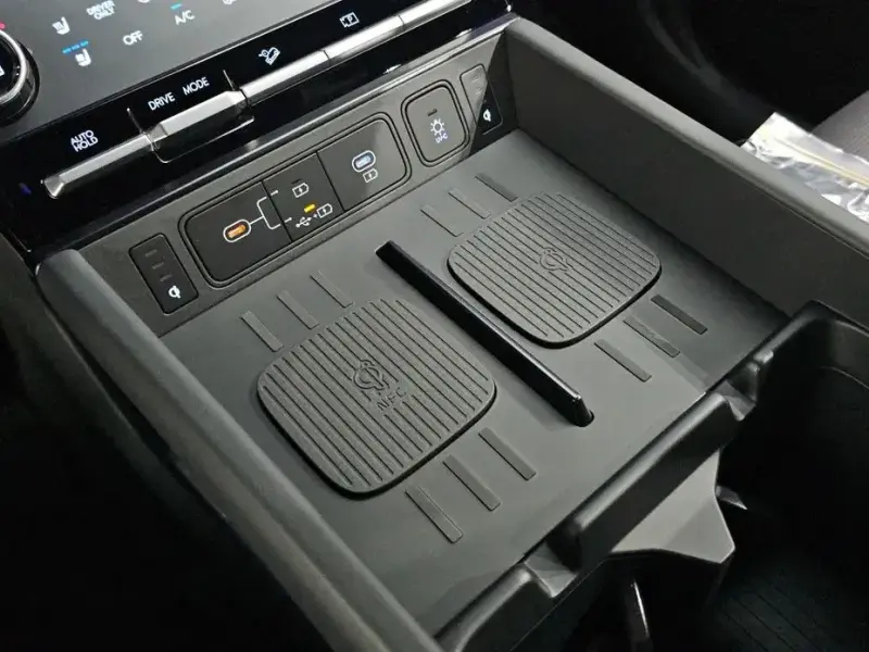 2024 Hyundai Santa Fe с пробегом 12 425 км