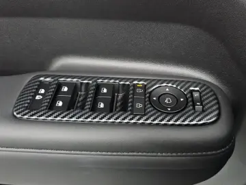 2024 Hyundai Santa Fe с пробегом 12 425 км
