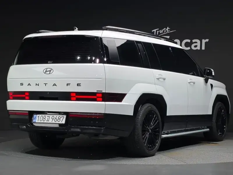 2024 Hyundai Santa Fe с пробегом 16 409 км