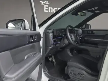 2024 Hyundai Santa Fe с пробегом 16 409 км