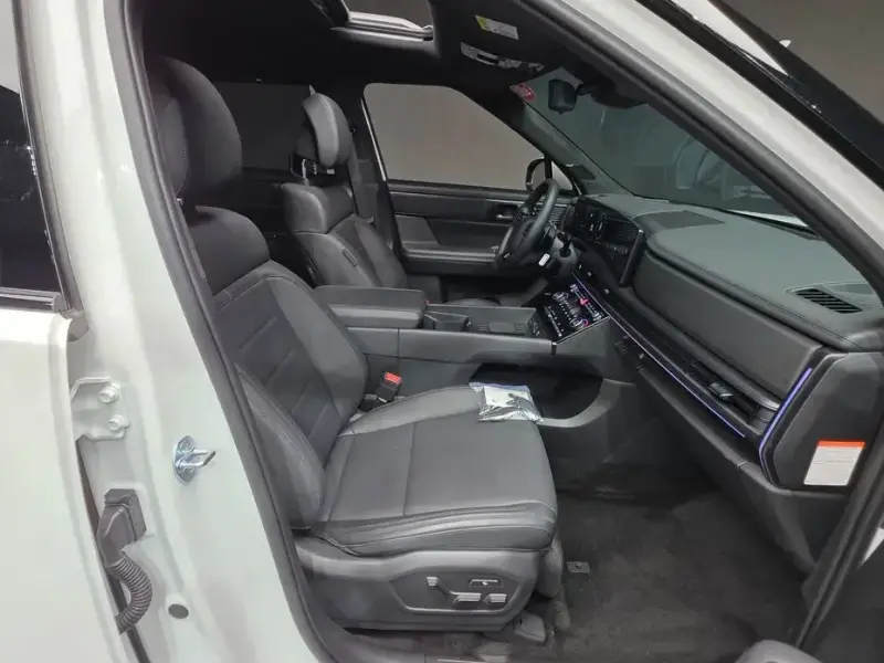 2024 Hyundai Santa Fe с пробегом 16 409 км