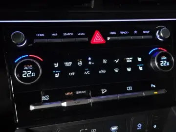 2024 Hyundai Santa Fe с пробегом 16 409 км