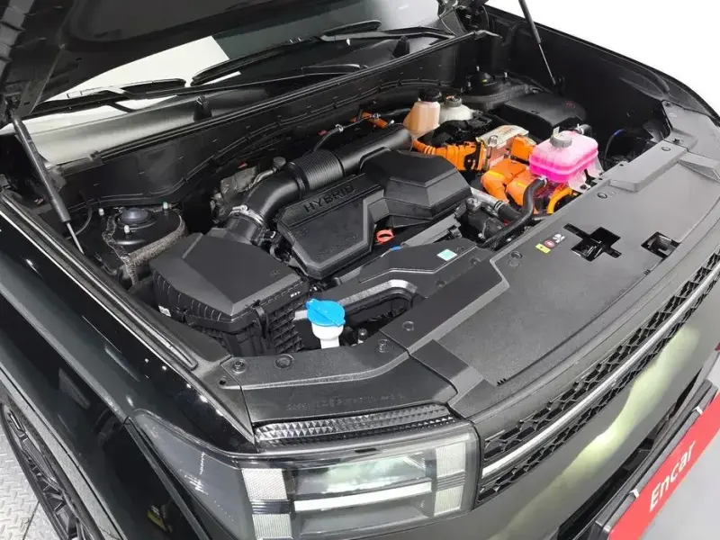 2025 Hyundai Santa Fe с пробегом 15 770 км