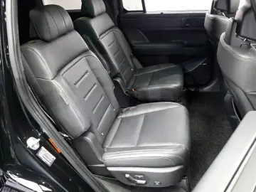 2025 Hyundai Santa Fe с пробегом 15 770 км