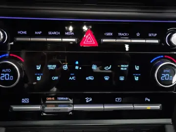 2025 Hyundai Santa Fe с пробегом 15 770 км