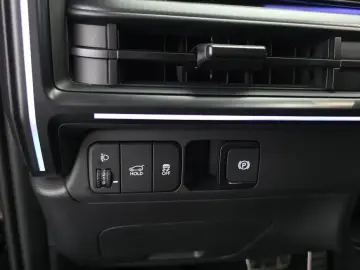 2025 Hyundai Santa Fe с пробегом 15 770 км