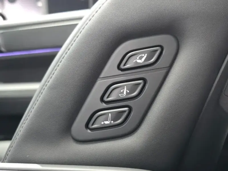 2025 Hyundai Santa Fe с пробегом 15 770 км