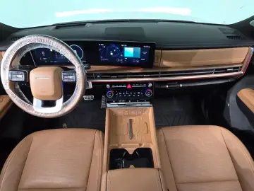 2023 Hyundai Santa Fe с пробегом 51 944 км