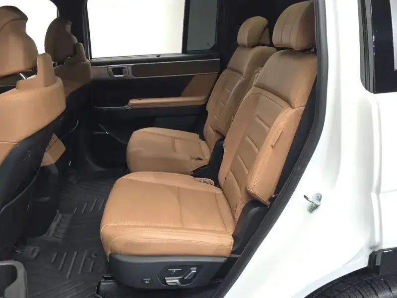 2023 Hyundai Santa Fe с пробегом 51 944 км