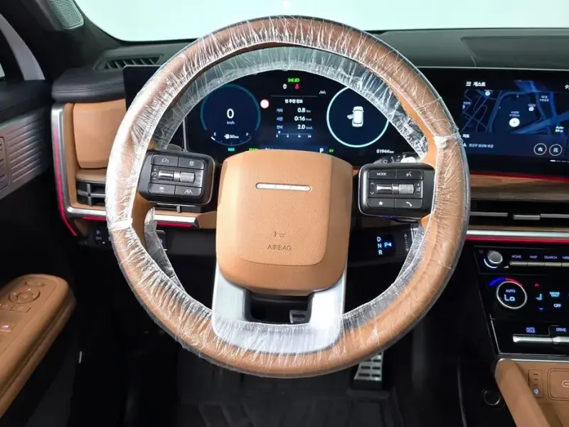 2023 Hyundai Santa Fe с пробегом 51 944 км