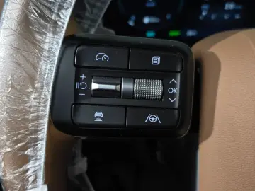 2023 Hyundai Santa Fe с пробегом 51 944 км