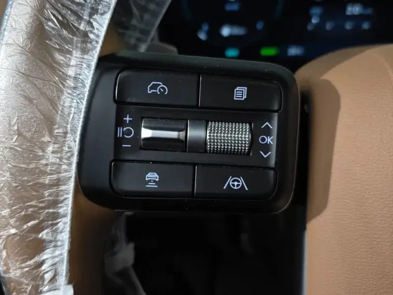 2023 Hyundai Santa Fe с пробегом 51 944 км