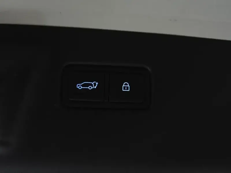 2023 Hyundai Santa Fe с пробегом 51 944 км