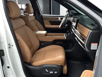 2023 Hyundai Santa Fe с пробегом 51 944 км