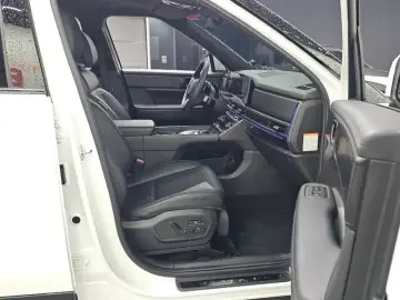 2024 Hyundai Santa Fe с пробегом 30 899 км
