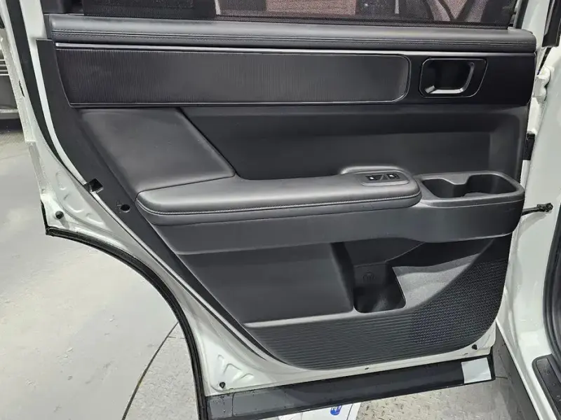 2024 Hyundai Santa Fe с пробегом 30 899 км