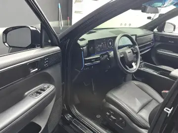 2024 Hyundai Santa Fe с пробегом 33 832 км