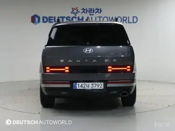 2023 Hyundai Santa Fe с пробегом 9 765 км