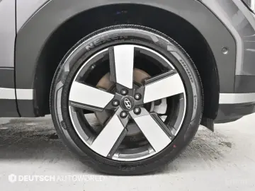 2023 Hyundai Santa Fe с пробегом 9 765 км