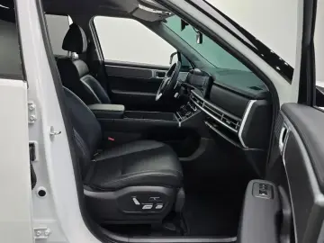 2024 Hyundai Santa Fe с пробегом 30 277 км