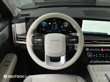 2023 Hyundai Santa Fe с пробегом 9 765 км