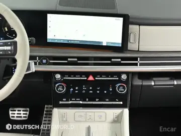 2023 Hyundai Santa Fe с пробегом 9 765 км
