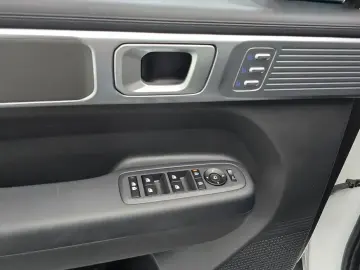 2024 Hyundai Santa Fe с пробегом 30 277 км
