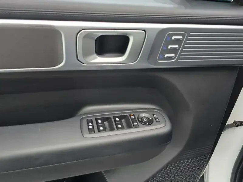 2024 Hyundai Santa Fe с пробегом 30 277 км