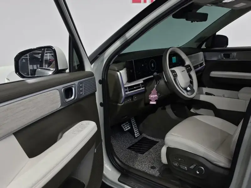 2023 Hyundai Santa Fe с пробегом 25 113 км