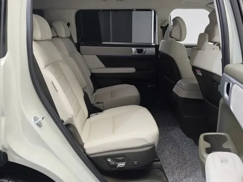 2023 Hyundai Santa Fe с пробегом 25 113 км