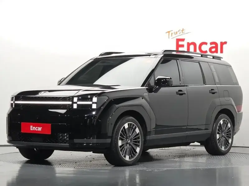 2025 Hyundai Santa Fe с пробегом 27 390 км