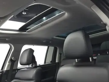 2025 Hyundai Santa Fe с пробегом 27 390 км
