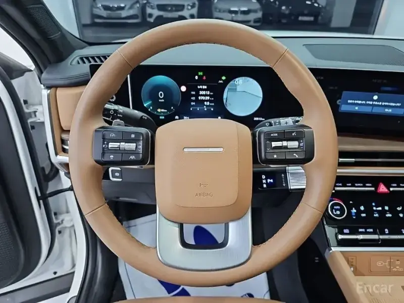2023 Hyundai Santa Fe с пробегом 30 505 км