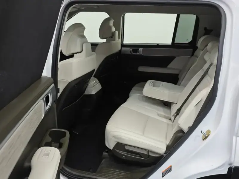 2024 Hyundai Santa Fe с пробегом 39 007 км