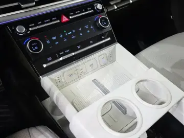 2024 Hyundai Santa Fe с пробегом 39 007 км